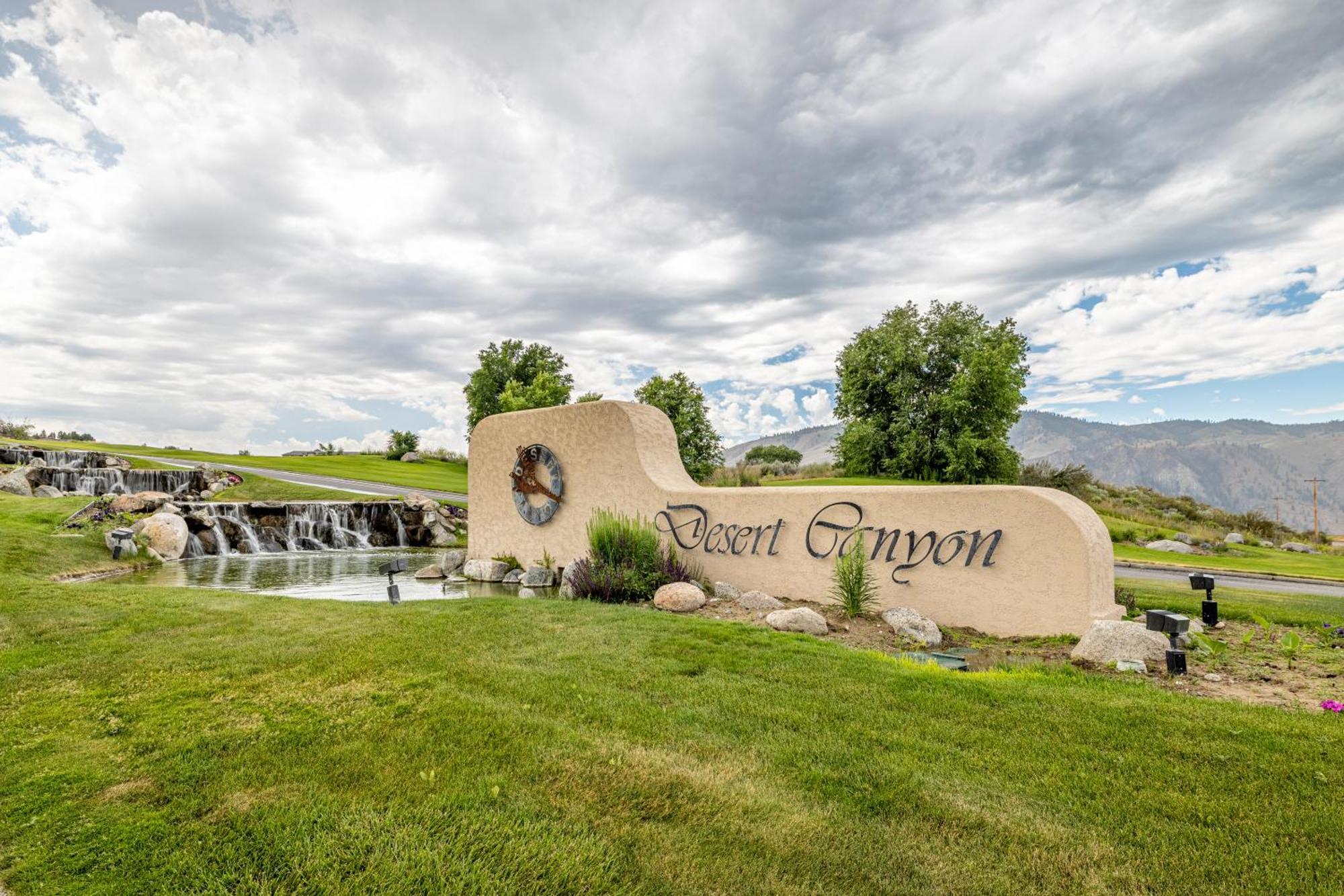 Desert Canyon Golf Resort Orondo Dış mekan fotoğraf